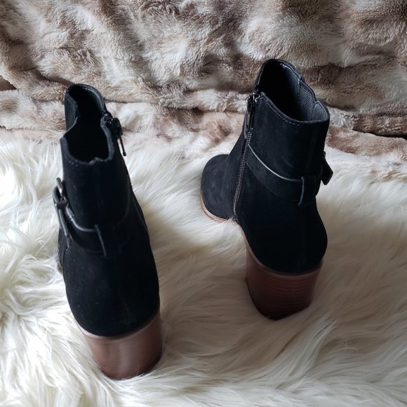 Gianni Bini Helton Suede Ankle Boot - Picture 3 of 3